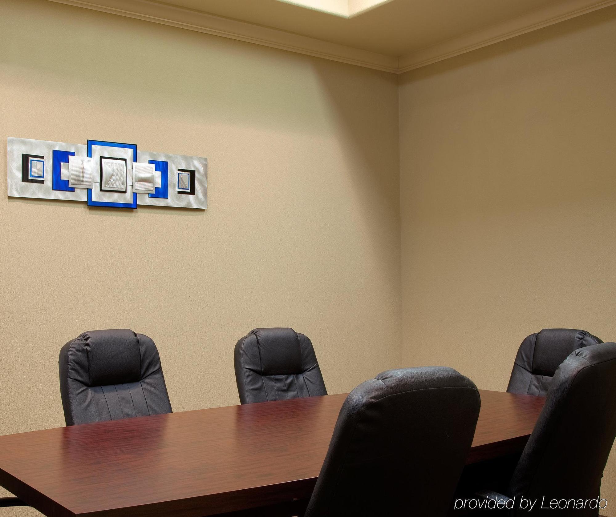 Holiday Inn Express & Suites La Porte, An Ihg Hotel Facilidades foto