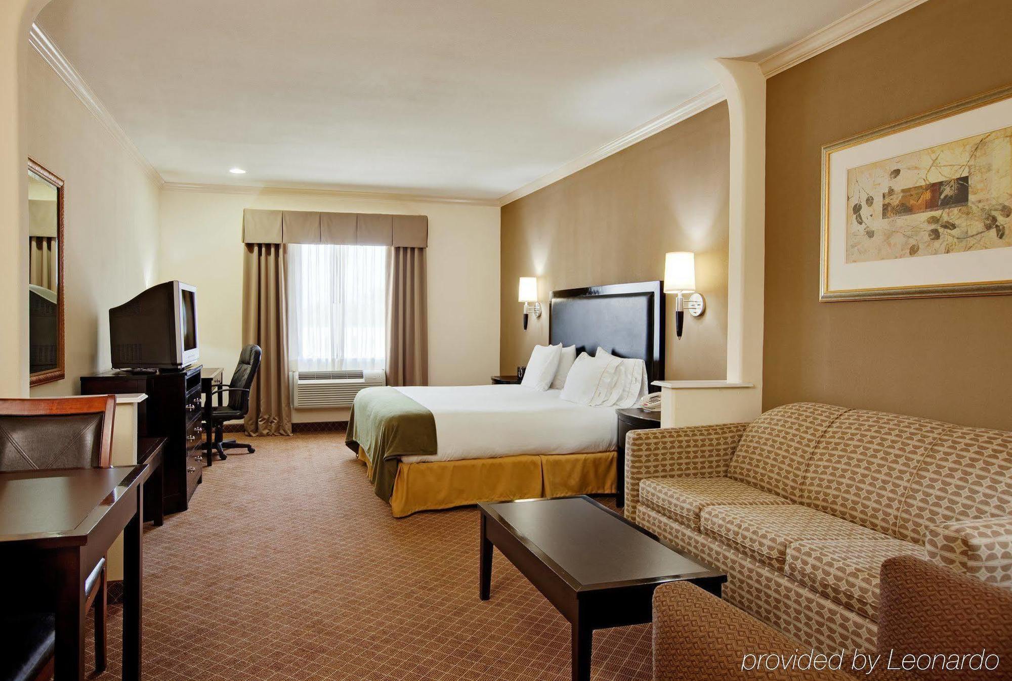 Holiday Inn Express & Suites La Porte, An Ihg Hotel Habitación foto